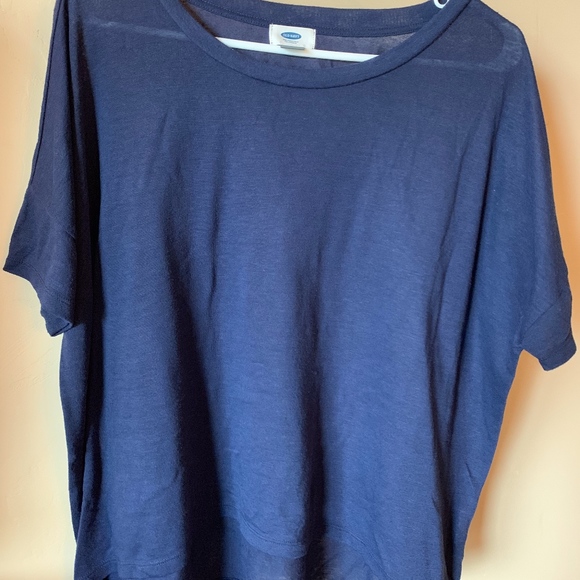 Old Navy Boyfriend Tee - Picture 1 of 3